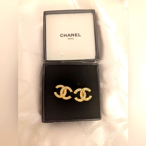 CHANEL Jewelry - Chanel Gold Crystal CC stud earrings